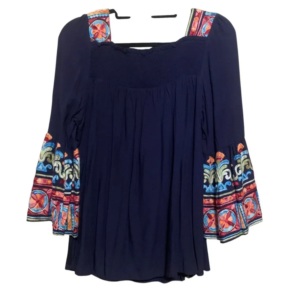 Cowgirl Legend Women’s Tunic Blue Turquoise Beads Embroidered‎ Peasant Blouse.